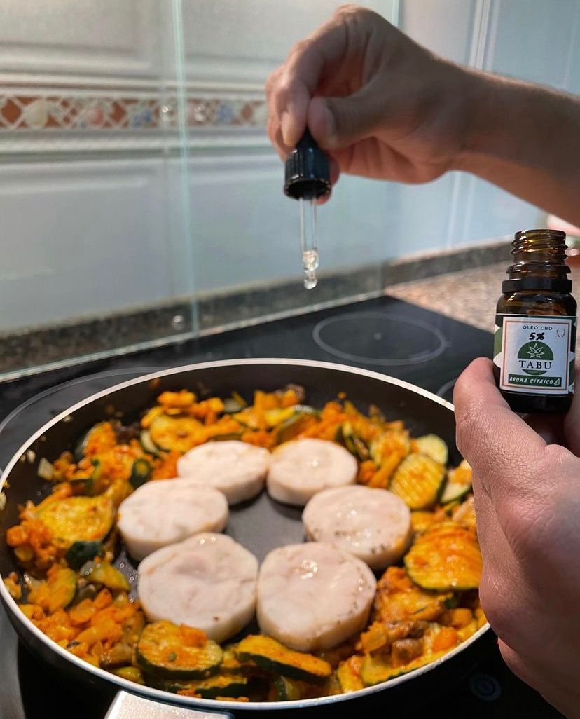 cbd oil cannabis oil movimento oleo canhamo Imagen