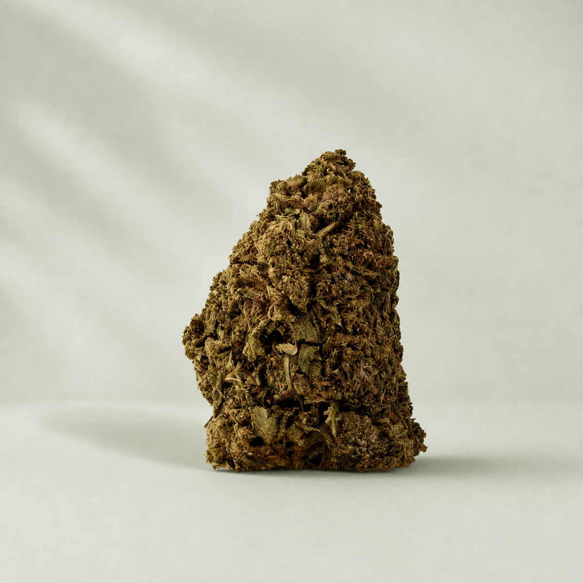 Cali Pink CBD sur fond inspiré Beldia avec ombre réaliste unique